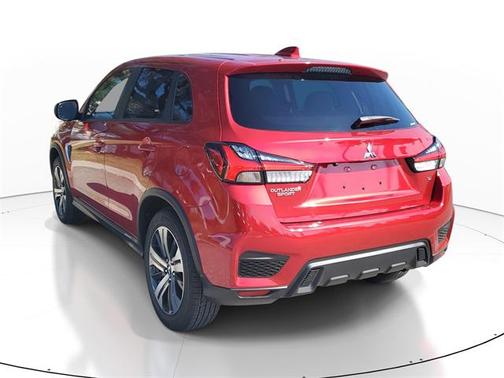 2025 Mitsubishi Outlander Sport SE