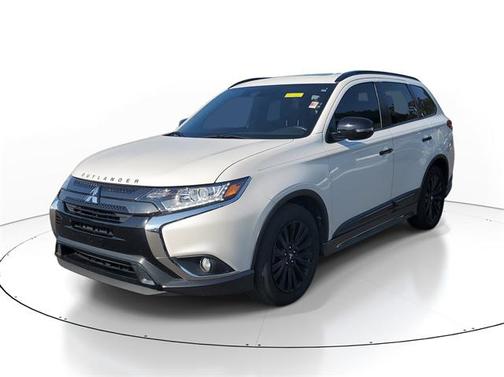 2020 Mitsubishi Outlander SP