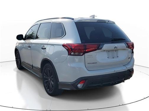 2020 Mitsubishi Outlander SP