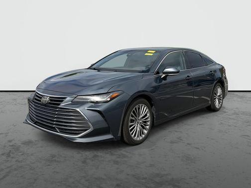 Harbor Gray Metallic 2019 Toyota Avalon Touring