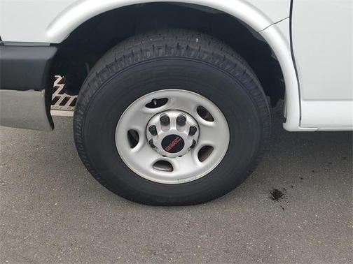 2023 GMC Savana 2500 Work Van