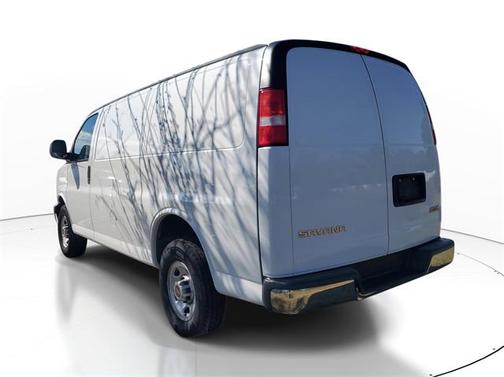 2023 GMC Savana 2500 Work Van