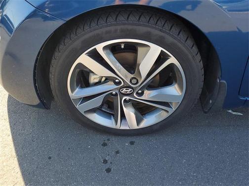 2015 Hyundai ELANTRA Limited