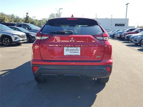 2025 Mitsubishi Eclipse Cross LE