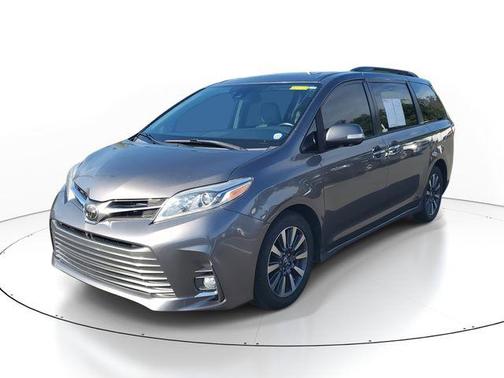 2020 Toyota Sienna Limited Premium