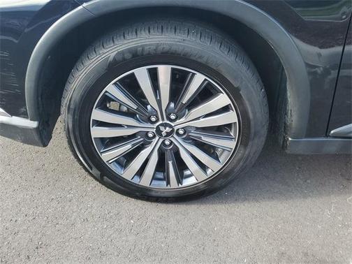 2020 Mitsubishi Outlander SEL