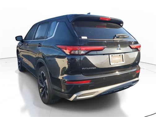 2023 Mitsubishi Outlander SE 2.5 2WD