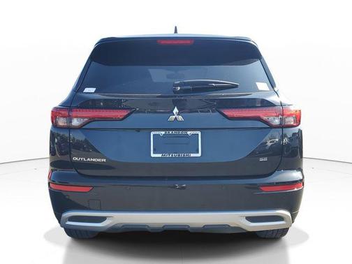 2023 Mitsubishi Outlander SE 2.5 2WD