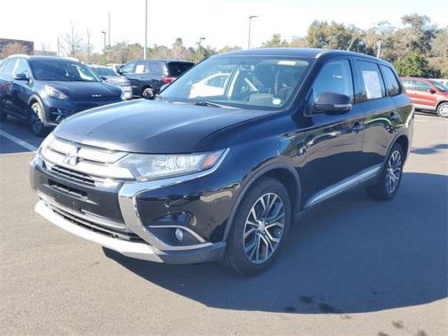 2016 Mitsubishi Outlander SE