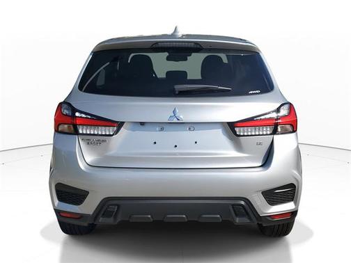 2025 Mitsubishi Outlander Sport SE