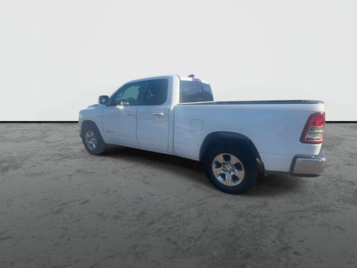 Bright White Clearcoat 2019 RAM 1500 Big Horn