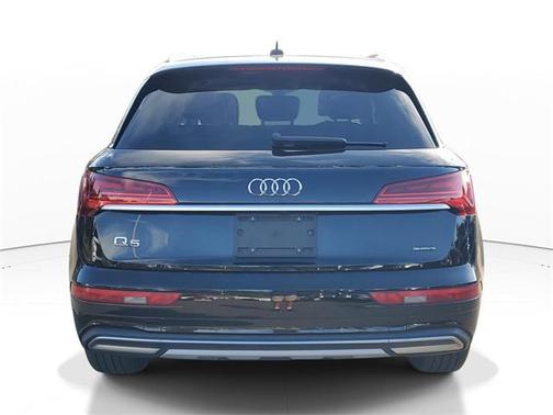 2021 Audi Q5 45 Premium Plus