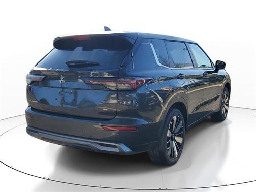 2026 Mitsubishi Outlander SE 1.5T 2WD