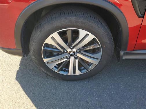 2024 Mitsubishi Outlander Sport ES