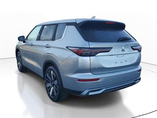 2025 Mitsubishi Outlander SE 2.5 2WD
