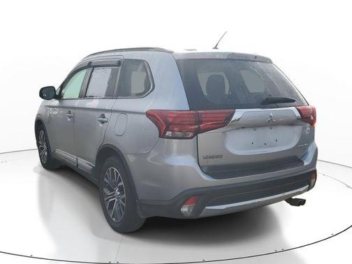 2016 Mitsubishi Outlander SEL