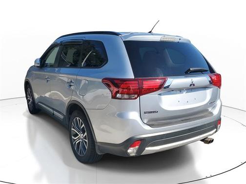 2016 Mitsubishi Outlander SEL