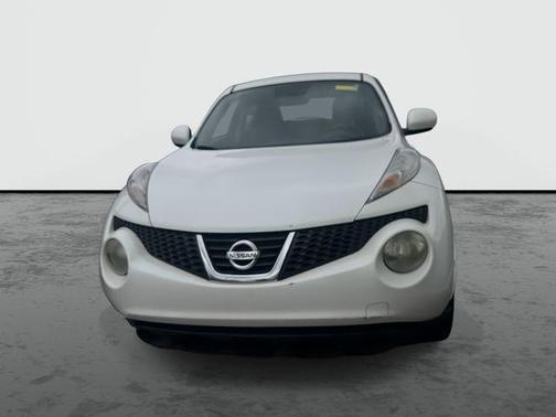 Pearl White 2013 Nissan Juke S