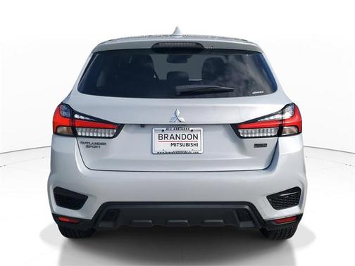 2025 Mitsubishi Outlander Sport 2.0 LE