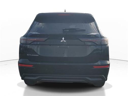 2025 Mitsubishi Outlander ES 2.5 2WD
