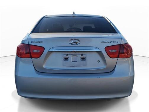 2010 Hyundai ELANTRA GLS