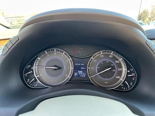 2014 INFINITI QX80 Base