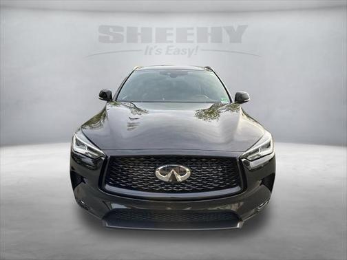 2022 INFINITI QX50 LUXE AWD