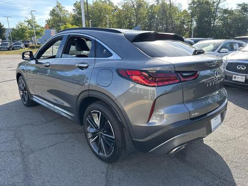 2023 INFINITI QX55 LUXE
