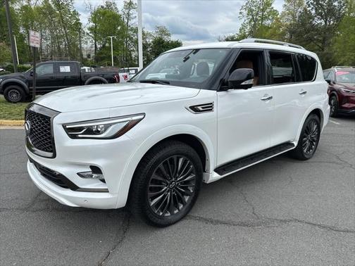 2024 INFINITI QX80 SENSORY AWD