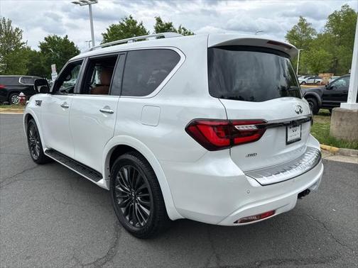 2024 INFINITI QX80 SENSORY AWD