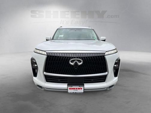 2026 INFINITI QX80 Luxe