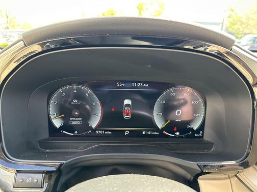 Mineral Black 2025 INFINITI QX60 Luxe