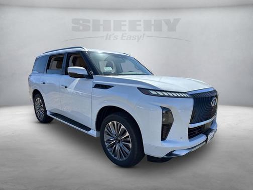 2025 INFINITI QX80 Luxe