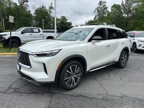 2025 INFINITI QX60 SENSORY