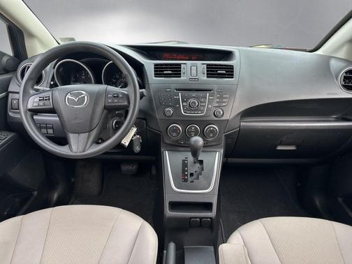 2015 Mazda Mazda5 Sport