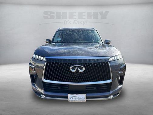 2025 INFINITI QX80 Luxe