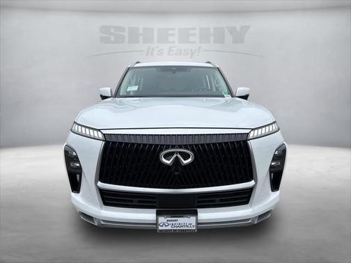 2025 INFINITI QX80 Luxe
