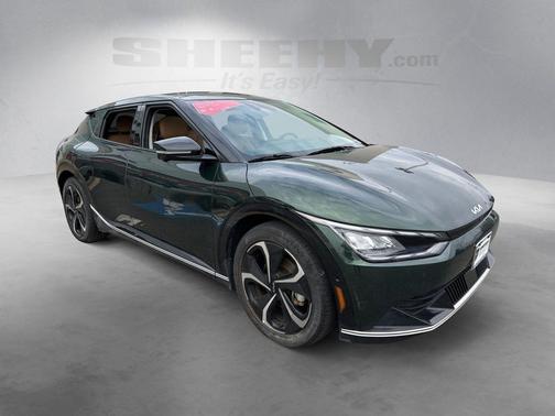 Deep Forest Green 2023 Kia EV6 GT-Line