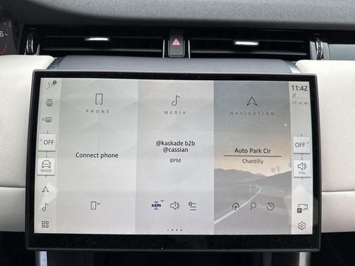 2025 Land Rover Discovery Sport S