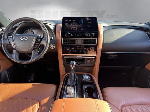 2024 INFINITI QX80 SENSORY AWD