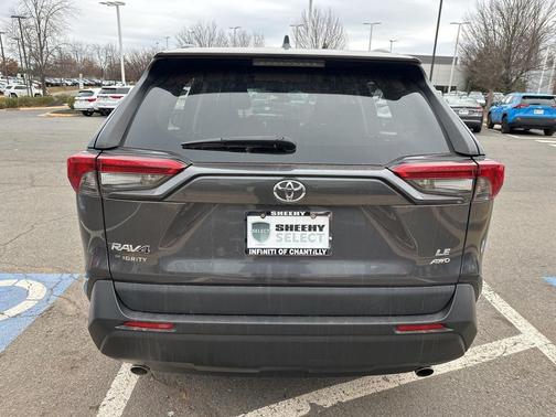 2019 Toyota RAV4 LE