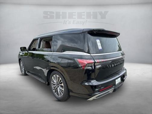 2025 INFINITI QX80 Luxe