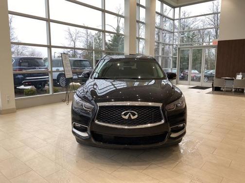 2016 INFINITI QX60 Base