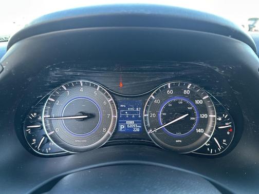 2016 INFINITI QX80 Base