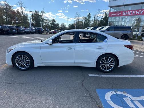 2023 INFINITI Q50 3.0t LUXE