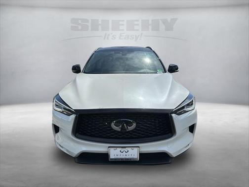 2022 INFINITI QX50 LUXE AWD