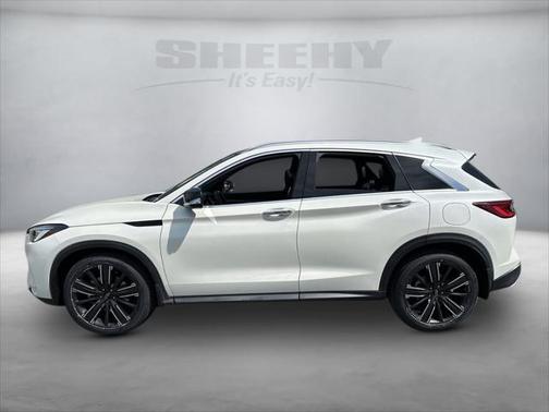 2022 INFINITI QX50 LUXE AWD