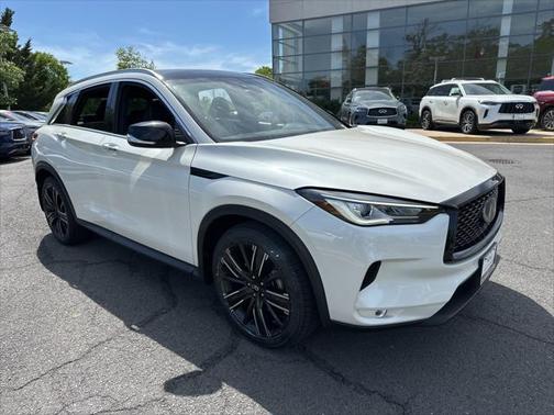 2022 INFINITI QX50 LUXE AWD