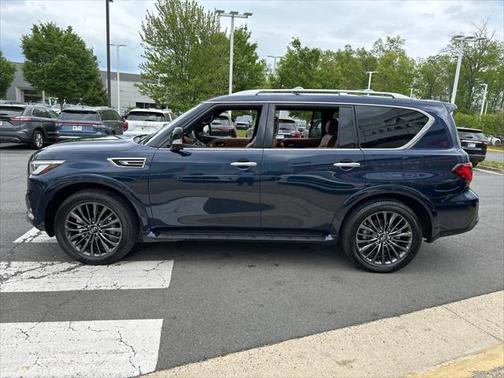 2024 INFINITI QX80 SENSORY AWD