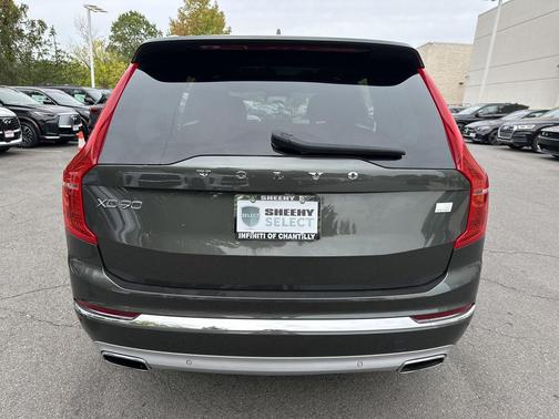 2021 Volvo XC90 Recharge Plug-In Hybrid T8 Inscription 7 Passenger